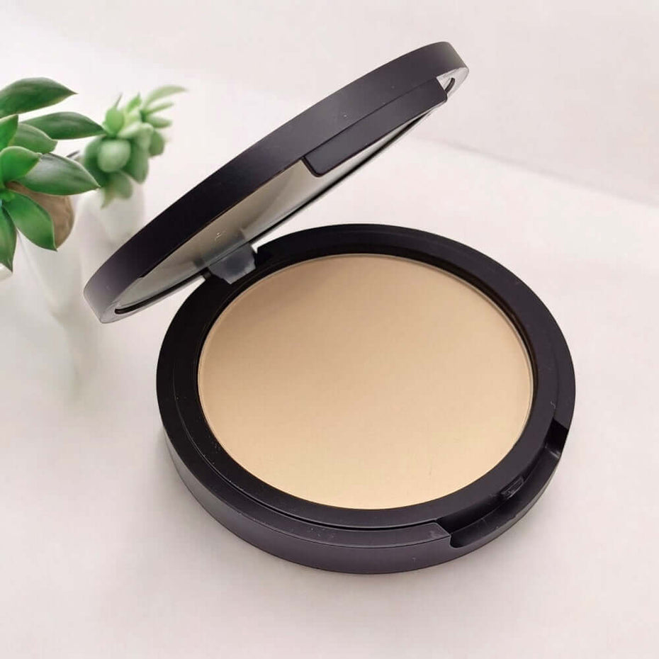 Kompakte 2-in-1 Foundation Harper mit Concealer-Funktion – Mineralissima