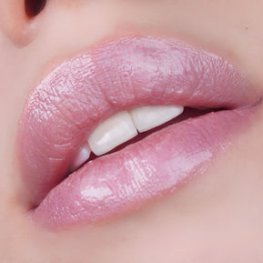 Natürlicher Lipgloss Kiss