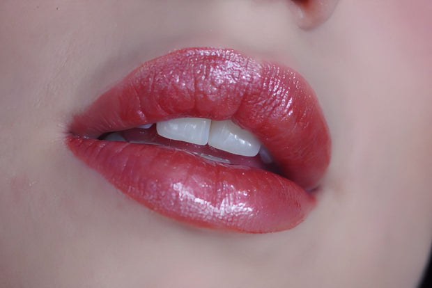 Natürlicher Lipgloss Lola