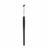 Schräge Concealer-Pinsel