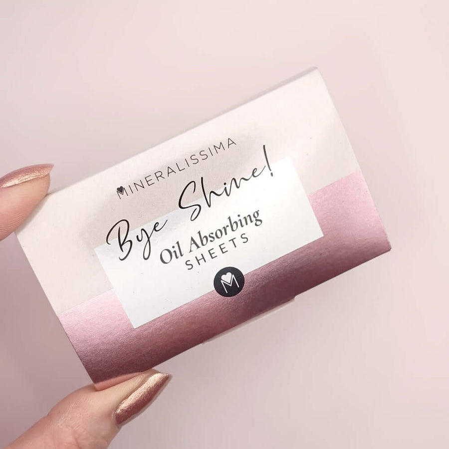 Packung Bye Shine! mit 50 mattierenden Blotting Papers