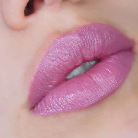 Beerenrosa Effortless Lippenstift Joy von Mineralissima