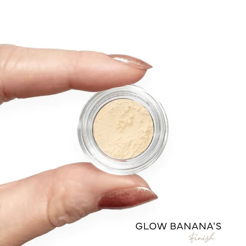 Glow Bananas! Finishing-Puder für ein natürliches Make-up-Finish – Mineralissima