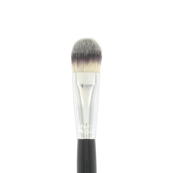 Flacher Concealer/Foundation Pinsel