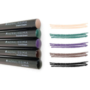 Fünf Mineralissima Eyeliner-Stifte mit Farbstreifen in Creme, Grün, Violett, Braun und Schwarz