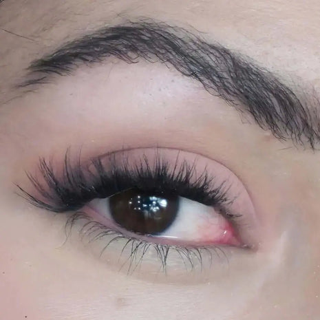 Breeze Lidschatten als weicher rosa Augen-Look