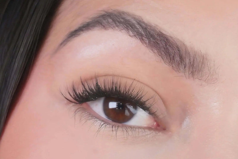 Dune Lidschatten als neutraler Augen-Look