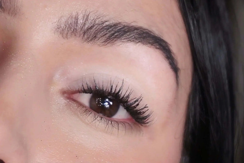 Fairy Lidschatten als heller rosa Augen-Look