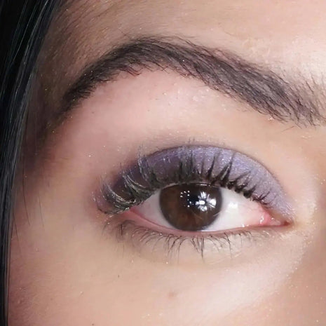 Festival Lidschatten als blauvioletter Augen-Look